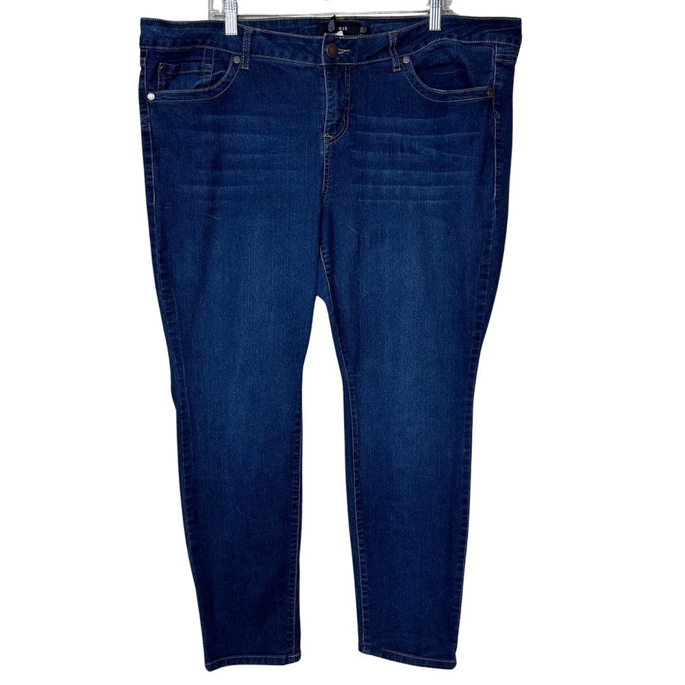Torrid Dark Wash Midrise Stretch Skinny Jeans Size 22 Short